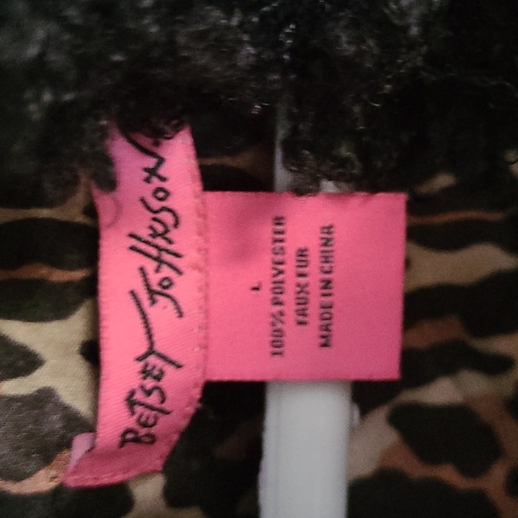 Betsy Johnson Vest - Picture 2 of 6